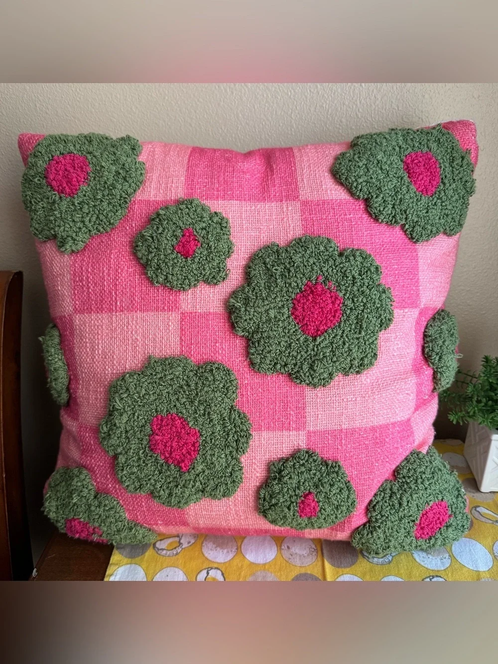 Tuft checkerboard green and pink floral pillow